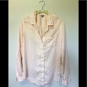Soft light pink button up Aerie brand. Worn once.